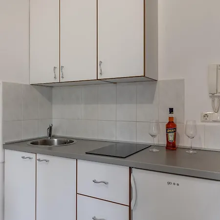 Mediterano Podstrana